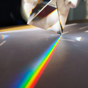 Fábrica de 50mm Crystal Pyramid rainbow Optical Science Popularização Experimento Prisma e Decoração Home - Product Image 2
