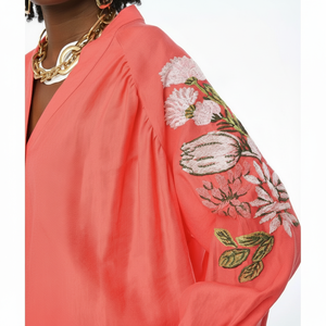 ESPALDA Y MANGA DE MUJER BORDADA OVERSIZE KIMONO - Product Image 1