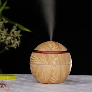 New Hot Sale Mini Usb Air <b>Diffuser</b> Water-soluble Essential Oil Ultrasonic 130ml Wood Grain Air Humidifiers - Product Image 4