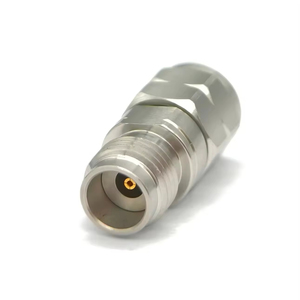 <span class=keywords><strong>Kit</strong></span> <span class=keywords><strong>de</strong></span> Adaptador Coaxial RF <span class=keywords><strong>de</strong></span> Onda Milimétrica 2.4-JKG, 50 Ohmios, Conector RF <span class=keywords><strong>de</strong></span> Acero Inoxidable - Product Image 3
