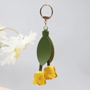Flower Key Chain Bag Backpack Pendant Accessory Keyring PU <b>Leather</b> Leaf Flower Tulip <b>Keychain</b> - Product Image 5