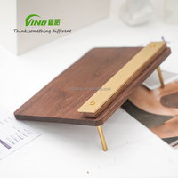 Support de menu personnalisé en bois moderne avec bordure métallique antirouille pour buffet traiteur, comptoir vertical VINO sur mesure pour intérieur