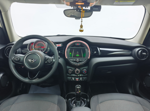 <span class=keywords><strong>MINI</strong></span> 2018 1.5T <span class=keywords><strong>ONE</strong></span> PLUS <span class=keywords><strong>5</strong></span> <span class=keywords><strong>portes</strong></span> Voiture d'<span class=keywords><strong>occasion</strong></span> - Product Image 6