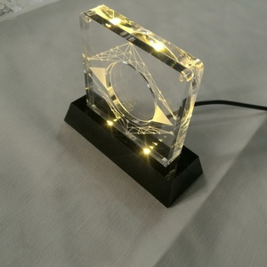 Tùy Chỉnh Led Acrylic Màn Hình Hiển Thị Từ Tiền Xu Acrylic Huy Chương Hiển Thị Đứng - Product Image 2