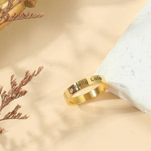 RFJEWEL Anneaux de couple gravés au laser en acier inoxydable-Nom personnalisé empilable, micro-pavé anti-ternissement cadeau de mariage - Product Image 2