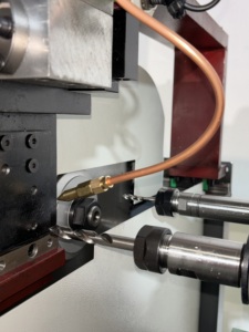Aluminum Window Corner <strong>Double</strong>-sided <strong>Double</strong>-hole <strong>Drilling</strong> and Tapping <strong>Machine</strong> for Doors and windows Aluminum Corner <strong>Machine</strong> - Product Image 5