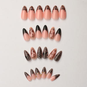 <span class=keywords><strong>Uñas</strong></span> Postizas de Lujo <span class=keywords><strong>en</strong></span> Forma de Almendra, Material ABS, Adornos con Cuentas Negras Estilo Francés, Sexy, con Pegamento - Product Image 3