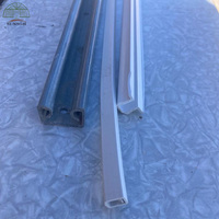 Profil de verrouillage en alliage d'aluminium galvanisé pour film de serre agricole avec clip PVC à fente pour carte