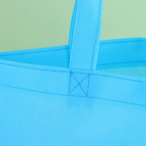 Sacs de courses réutilisables en PP écologiques imprimés sur mesure, pliables, non tissés et recyclables pour la promotion et l'emballage de cadeaux - Product Image 5