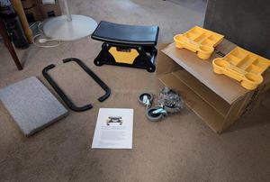 Siège roulant pour le detailing automobile, tabouret de travail pour le lavage de voiture, siège de travail pour le detailing automobile, siège roulant avec plateau de rangement - Product Image 2