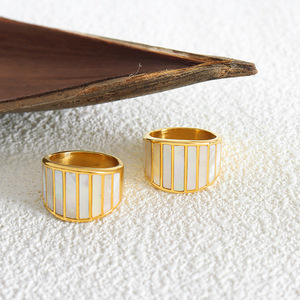 Vertical Striped Mother of Pearl Wide <b>Statement</b> <b>Ring</b> - Product Image 3