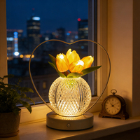 Lampe de table LED en forme de tulipe, lumière de nuit romantique pour chambre à coucher, cadeau de mariage