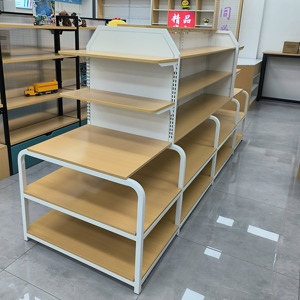 Venta al por mayor soporte de exhibición de madera ligero de un solo lado tienda en línea estante de exhibición de mesa para aperitivos y muñecas UK-Shop - Product Image 2