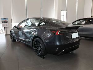 เทสล่า โมเดล 3 ปี 2022 มือสอง รุ่นขับเคลื่อนล้อหลัง พวงมาลัยซ้าย หลังคาซันรูฟ เบาะหนัง ระบบขับเคลื่อนไฟฟ้า  ประสิทธิภาพสูง คุ้มค่า ใช้ในเมืองได้ - Product Image 4