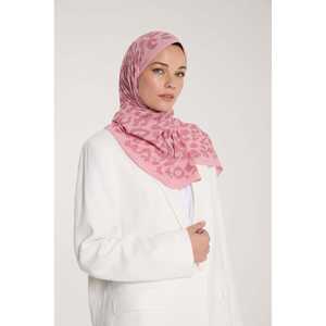 Écharpe en soie Pure Tone à imprimé léopard rose carrée pour femmes, multifonctionnelle, impression numérique, 100% soie - Product Image 4