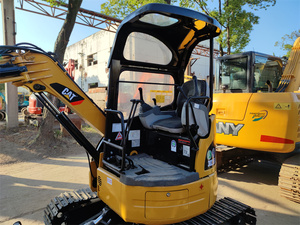 Miniexcavadora Caterpillar 301 302 303 usada 302.5CR 302C 302,5 con bomba de motor de componentes centrales - Product Image 6