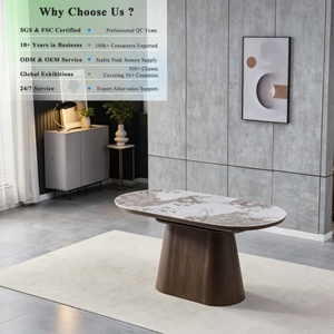 Table à manger de luxe italienne OKAY, très vendue, structure robuste, ovale, extensible, moderne, placage en noyer, piétement en céramique - Product Image 1