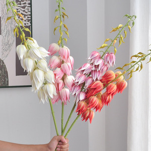ดอกยูคาประดิษฐ์ ยี่ห้อโยชิโนบุ สีขาว ชมพู ส้ม ตกแต่งภายในบ้าน 4 ก้าน - Product Image 1
