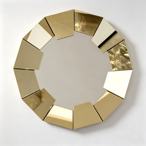 Espejo Decorativo de Pared Redondo Dorado de Lujo con Diseño Geométrico Biselado, Espejo de Acento sin Marco para Decoración de Entrada de Villa u Hotel - Product Image 1
