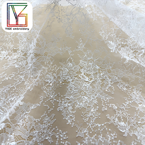 Tessuto in Pizzo Chantilly Francese con Paillettes Ricamate, <span class=keywords><strong>Tulle</strong></span> Bianco alla Moda <span class=keywords><strong>per</strong></span> <span class=keywords><strong>Abiti</strong></span> da Sposa - Product Image 3