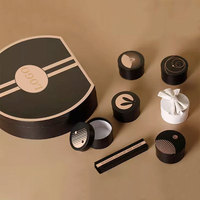 Boîte cadeau cosmétique ronde avec logo personnalisé-Emballage circulaire élégant pour le maquillage, les chocolats et les cadeaux des Fêtes avec finition de qualité supérieure