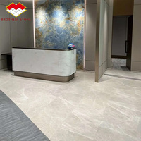 Dalles de marbre gris clair naturel en gros, carrelage de sol poli, marbre beige crème avec pierre grise, panneau mural de salle de bain