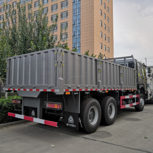รถบรรทุกสินค้า SINOTRUK HOWO 6*4 กำลัง 371 แรงม้า สำหรับขายในตลาดโลก พร้อมกล่องบรรทุกที่ปรับแต่งได้ - Product Image 5