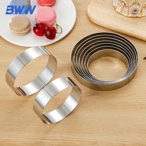 Anelli di Muffin in acciaio inox antiaderenti a doppio arrotolato <span class=keywords><strong>per</strong></span> <span class=keywords><strong>crostata</strong></span> anelli di Crumpet <span class=keywords><strong>per</strong></span> alimenti <span class=keywords><strong>per</strong></span> la casa - Product Image 3