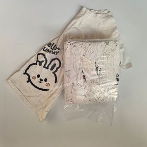 Paños de Limpieza Blancos de Algodón de Alta Calidad, Caja de 50 lb, Paños de Limpieza para el Lugar de Trabajo, Paños de Camiseta Blancos Impresos - Product Image 1