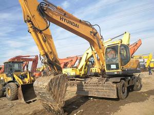 Pelle multifonction sur chenilles originale de Corée Hyundai 210W-9 Hyundai à haut rendement en bon état en vente - Product Image 2