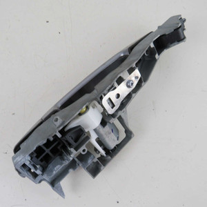 Poignée de porte arrière droite d'occasion Peugeot 5008 Mk1 2009-2013 (47639) - Product Image 2