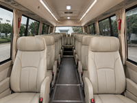 Autobus YBL6805HQJ 24-31 places Euro 3 Diesel Transmission Manuelle Utilisé pour la Réception d'Entreprises et les Voyages Courts en Charter