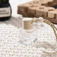 Bouteilles de parfum de voiture en verre pendentif 7ml 8ml 9ml 10ml forme carrée diffuseur de voiture bouteille de parfum vide suspendu