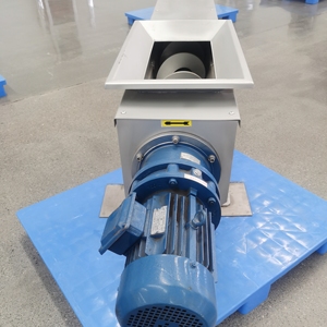 Ss304 Durable en forma de U Tratamiento de aguas residuales Eliminación Horizontal Vuelo único Máquina transportadora de tornillo sin eje para <span class=keywords><strong>WTP</strong></span> - Product Image 5