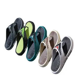 Summer new men's slippers slip-on feeling outer wear ins versatile casual soft bottom beach shoes men's flip flops