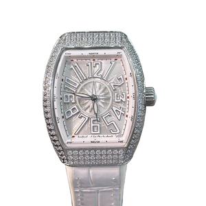 Nouvelle montre-bracelet pour femme de créateur, boîtier blanc avec lunette sertie de diamants, cadran carré, bracelet en cuir, emballage cadeau - Product Image 2