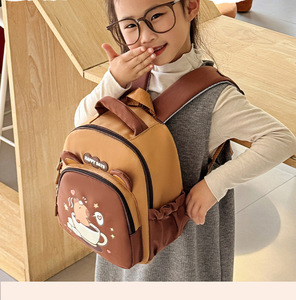 Özel çocuk okul sırt çantası sevimli Capybara tasarım yeni moda hayvan baskı desen ile anaokulu ve çocuklar için - Product Image 5