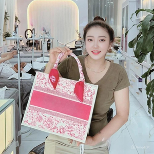 Épicerie écologique vierge personnalisée sac en toile de jute de grande capacité imprimé à la mode sacs fourre-tout en toile de jute en coton pour femmes fabriqués au Vietnam - Product Image 5