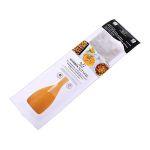 Spatola in legno per cucinare e mescolare il cibo tra gli utensili da cucina - Product Image 2