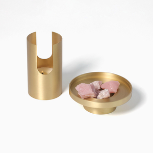 Brûleur d'huile essentielle <span class=keywords><strong>de</strong></span> bois <span class=keywords><strong>de</strong></span> santal haut <span class=keywords><strong>de</strong></span> gamme en laiton massif pour cire fondue et bougie chauffe-plat, aromathérapie et décoration intérieure - Product Image 3