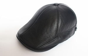 Wholesale leather men hats caps in winter and fall the first layer cowhide leather hot thickened medium old berets - Product Image 4