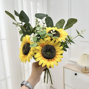 Ramo de Girasoles Artificiales de Tela de Seda, Alta Simulación, Decoración para el Hogar, Accesorios de Fotografía - Product Image 2