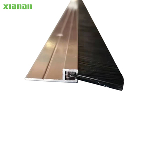 Striscia di Protezione per <span class=keywords><strong>Porta</strong></span> <span class=keywords><strong>in</strong></span> Alluminio con Spazzola <span class=keywords><strong>in</strong></span> PP Antiurto, Design Moderno all'Ingrosso - Product Image 6