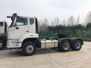 Camión Tractor HOWO NX 6x4 de Alta Rentabilidad y Gran Venta, con Chasis Robusto para Transporte de Carga a Granel, Camión Tractor Principal - Product Image 3