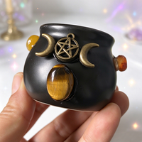 Pot de rangement en forme de chaudron de sorcière 5,8x4,7 cm, pot en céramique noir incrusté de cristal naturel, porte-allumettes d'autel Wicca, mini chaudron décoratif