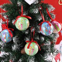 Nouveaux articles de Noël transfrontaliers : Ensemble de 14 décorations et pendentifs pour sapin, boules semi-artisanales en polyfoam, multicolores