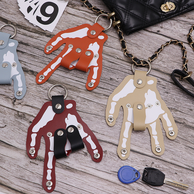 Hand Shape Key Holder Pu Leather Pendant Charms Trendy Ornament Accessory Cute Keychain Gifts for Woman Handbags