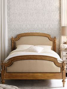 Letto King size in legno massello di rovere intagliato retrò in stile francese di lusso - Product Image 2