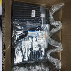 Antena WiFi de Doble Banda 2.4GHz 5.8GHz 5dBi SMA Macho Plegable Inclinable Giratoria de Goma para Router de Largo Alcance y Amplificador de Red - Product Image 4