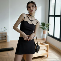 Haut court moulant en tricot de coton et élasthanne respirant pour femme, style débardeur à épaules dénudées, idéal printemps-été